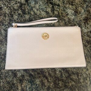 Michael Kors wristlet